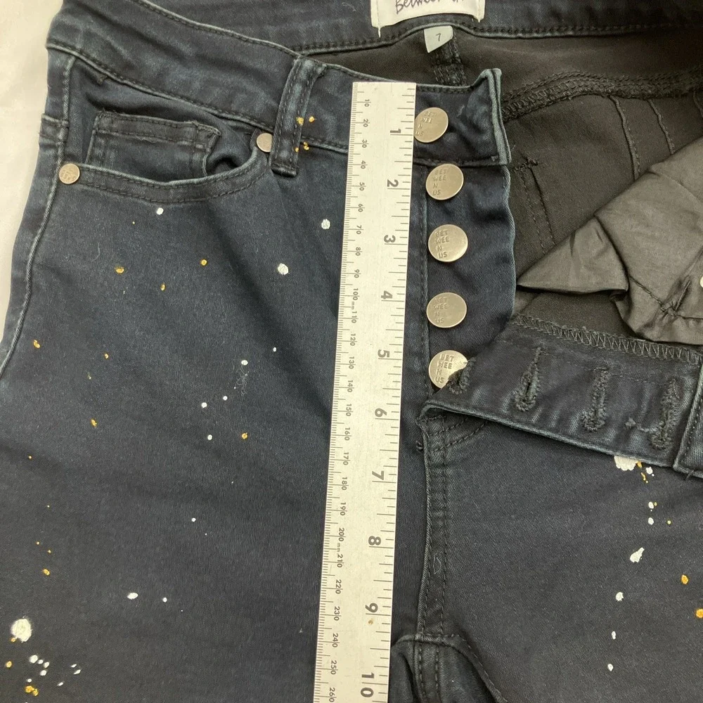 NWTBetween Us Paint Splatter Skinny Jeans Size 7  BTS Perfect